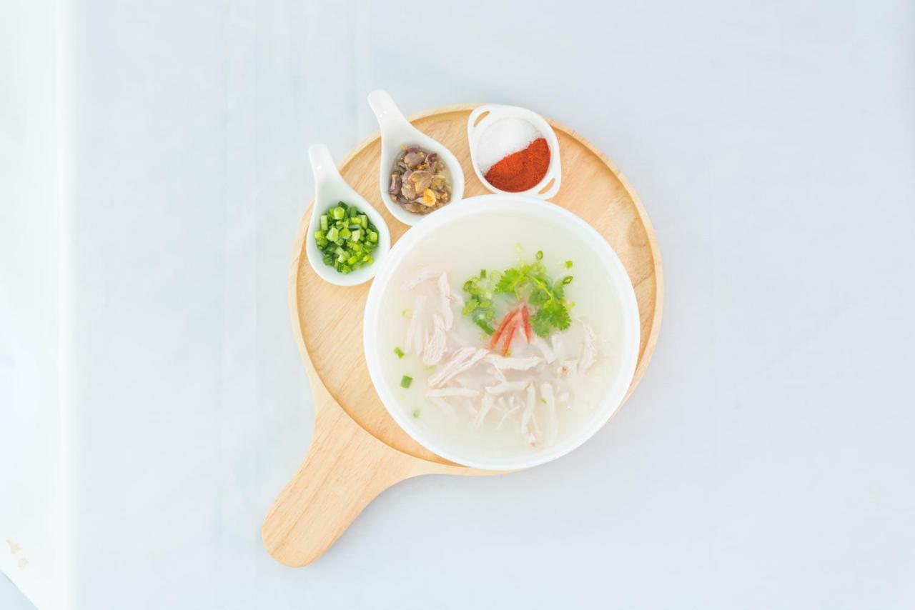 아키라 호텔 시 라차 외부 사진